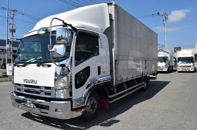 4t車